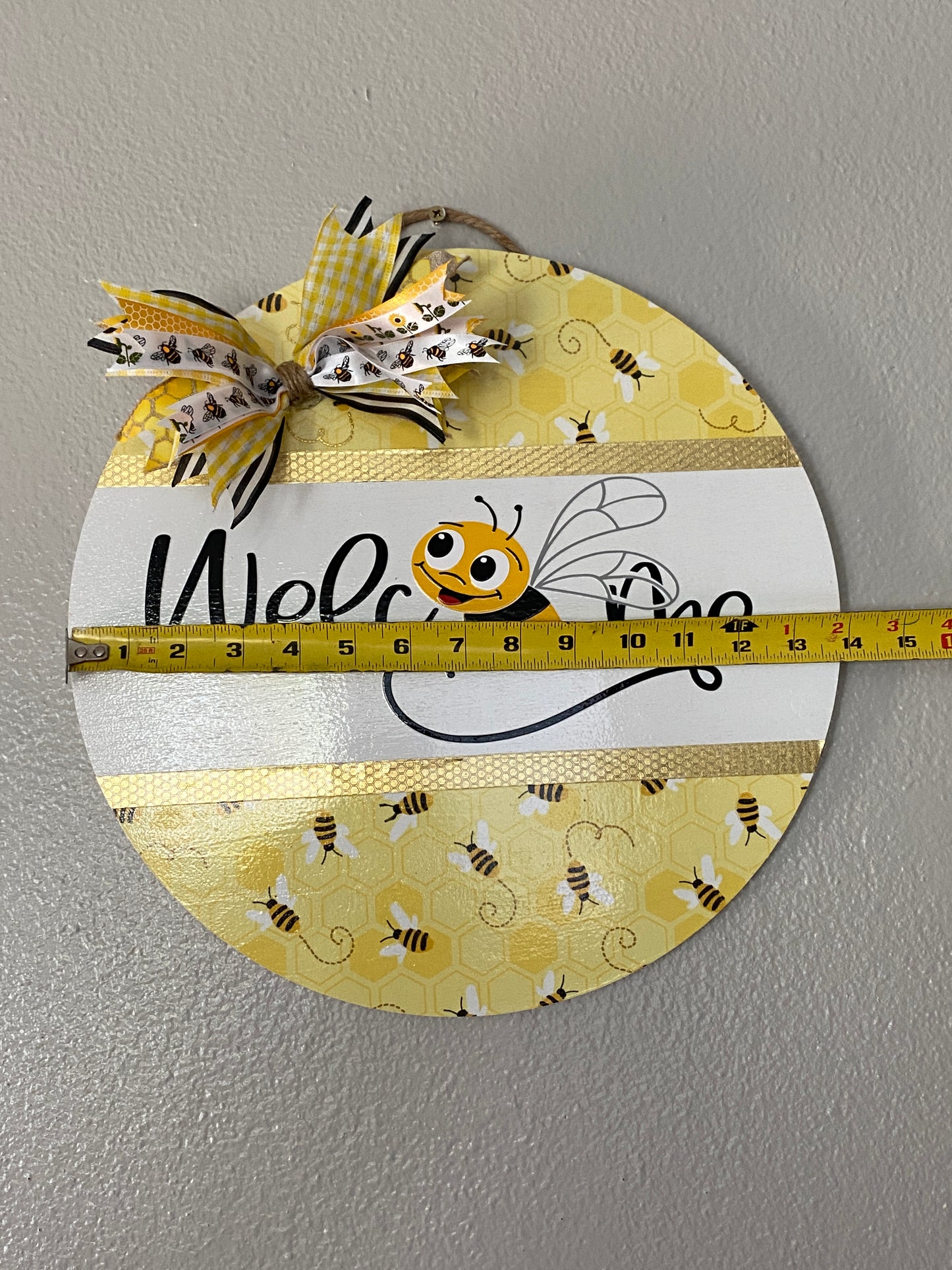 Welcome Bee Door Wreath - 14"